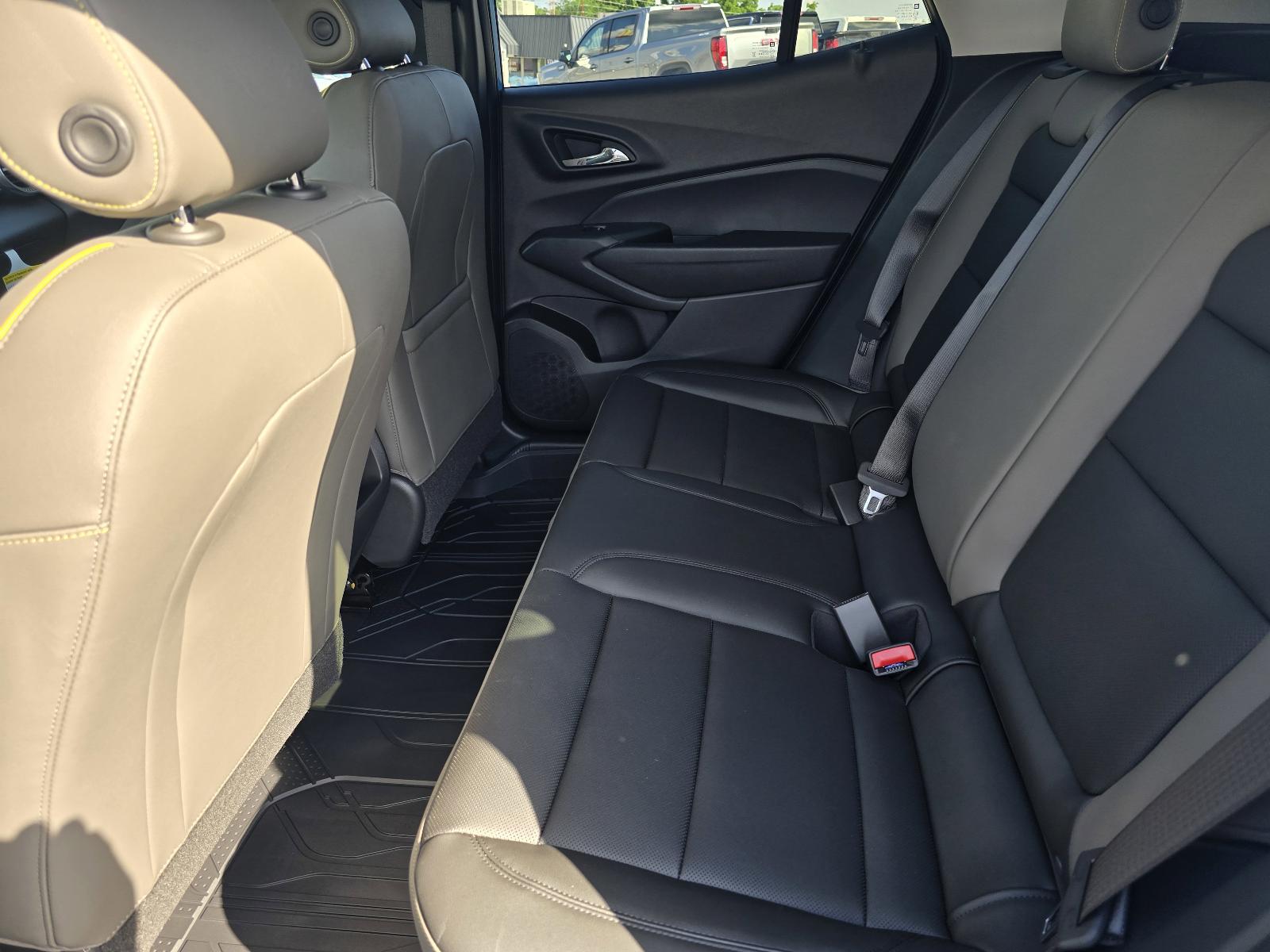 2025 Chevrolet Trax Vehicle Photo in Rolla, MO 65401