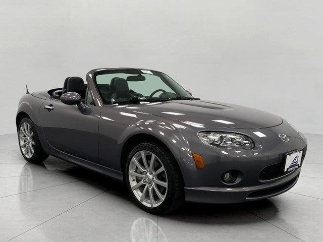 2008 Mazda MX-5 Miata Vehicle Photo in Neenah, WI 54956