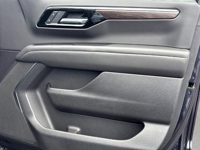 2025 Chevrolet Tahoe Vehicle Photo in SAVANNAH, GA 31406-4513