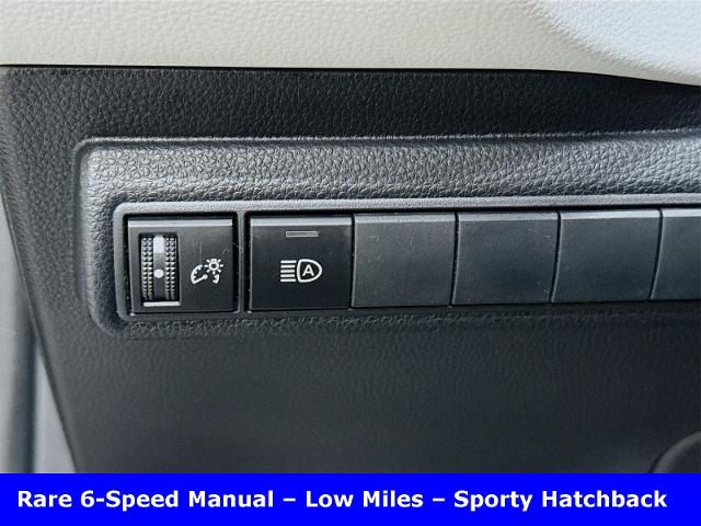 2022 Toyota Corolla Hatchback Vehicle Photo in EVERETT, WA 98203-5662