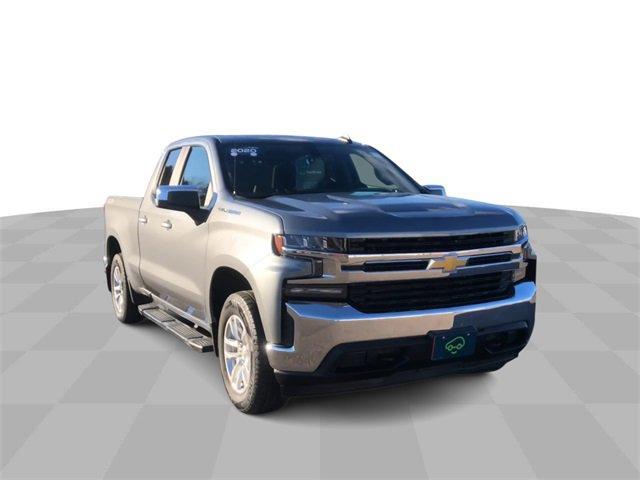 Used 2020 Chevrolet Silverado 1500 LT with VIN 1GCRYDEDXLZ266922 for sale in Hermantown, Minnesota