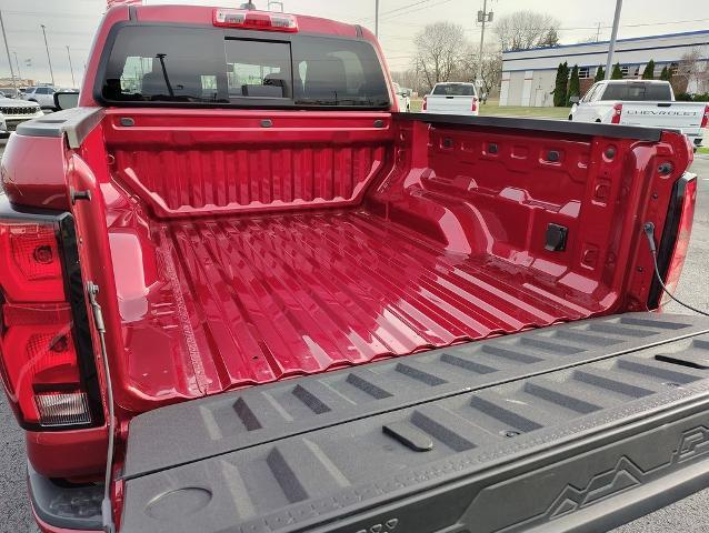 2024 Chevrolet Colorado Vehicle Photo in GREEN BAY, WI 54304-5303