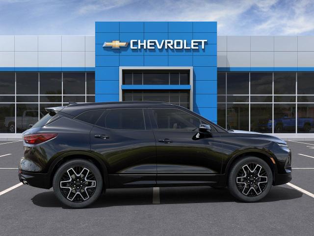 2025 Chevrolet Blazer Vehicle Photo in SAINT JAMES, NY 11780-3219