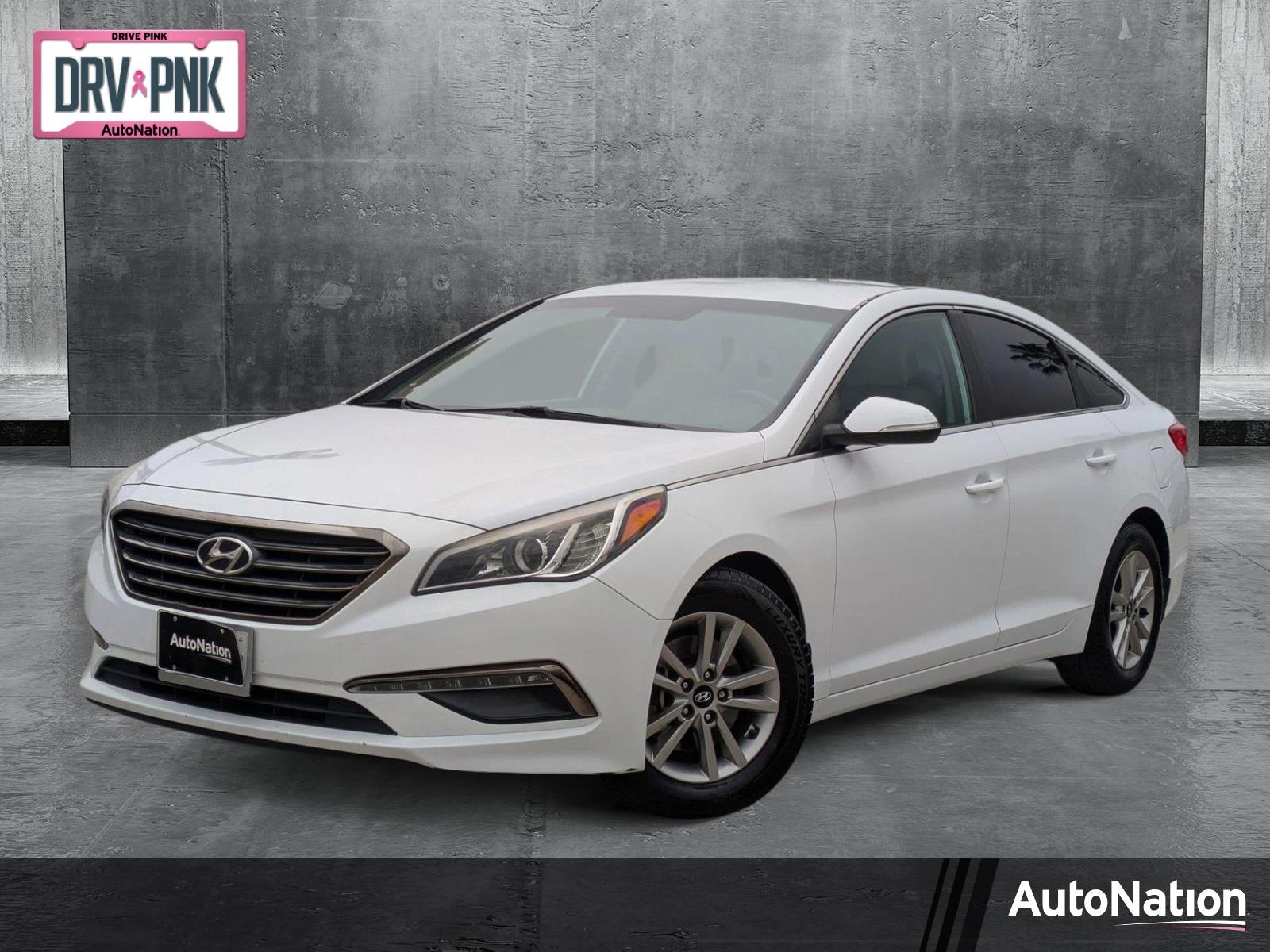 2015 Hyundai SONATA Vehicle Photo in Tustin, CA 92782