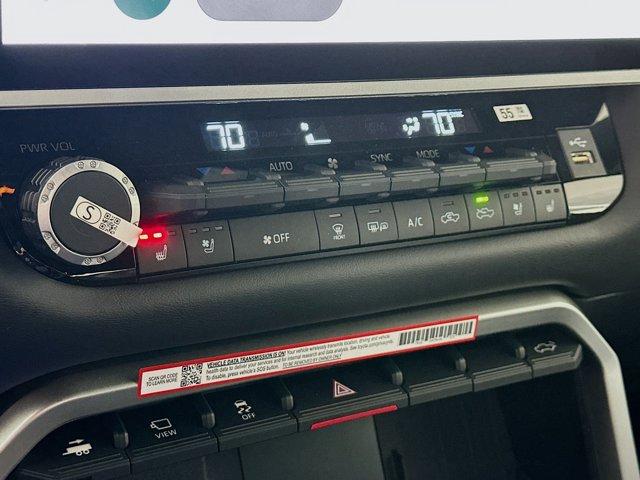 2025 Toyota Tundra 4WD Vehicle Photo in Flemington, NJ 08822