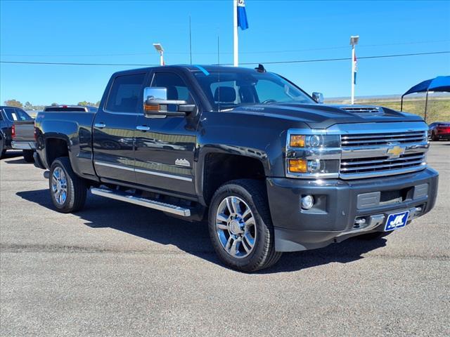 2017 Chevrolet Silverado 2500HD Vehicle Photo in NEDERLAND, TX 77627-8017