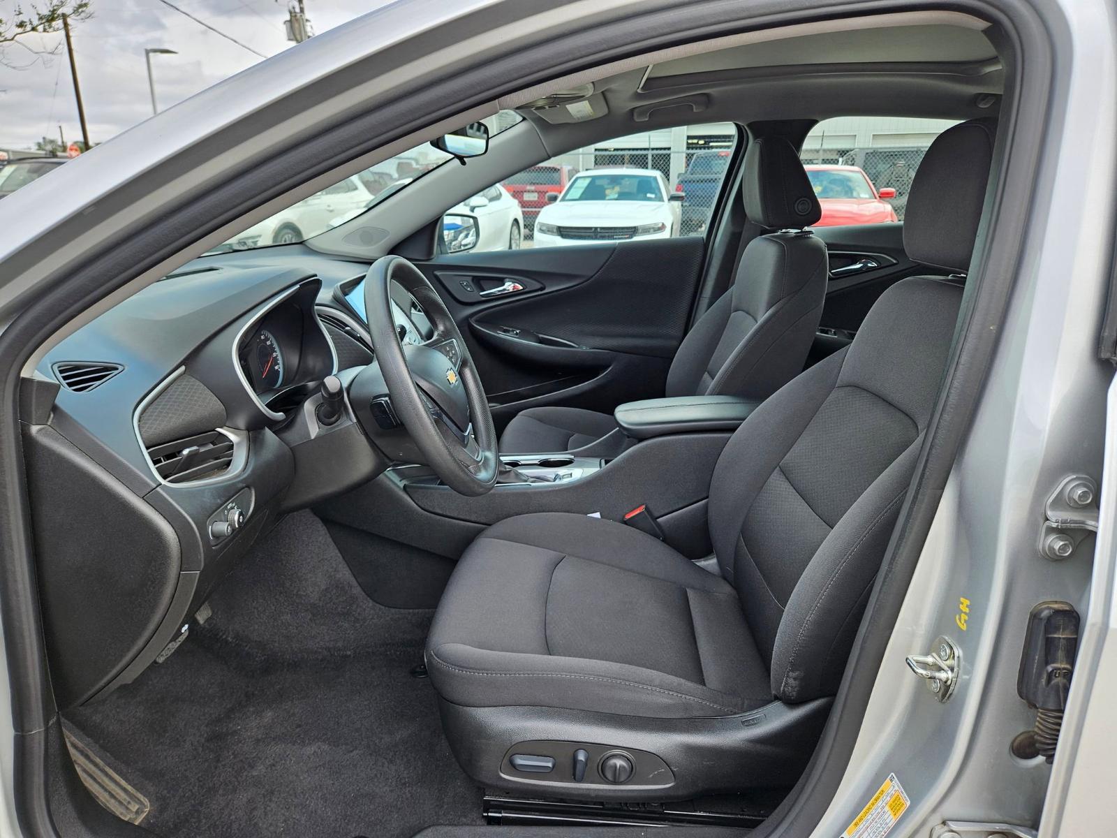 2022 Chevrolet Malibu Vehicle Photo in Seguin, TX 78155