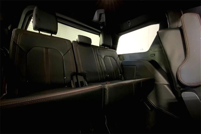 2024 Ford Expedition Vehicle Photo in Lees Summit, MO 64086