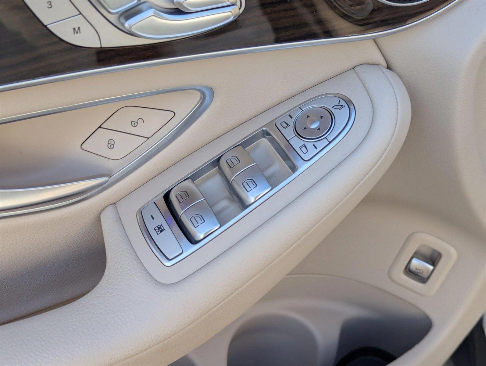 2023 Mercedes-Benz GLC Vehicle Photo in Coconut Creek, FL 33073