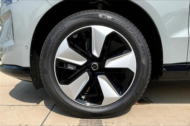 2025 Volvo EX90 Vehicle Photo in Grapevine, TX 76051