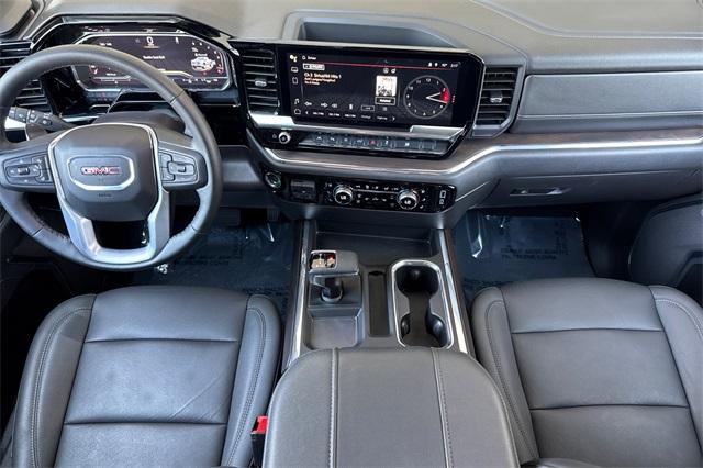 2024 GMC Sierra 1500 Vehicle Photo in ELK GROVE, CA 95757-8703