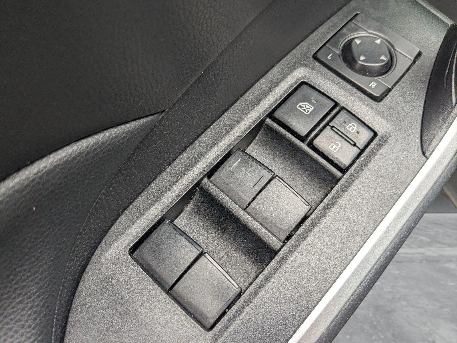 2021 Toyota RAV4 Vehicle Photo in Panama City, FL 32401