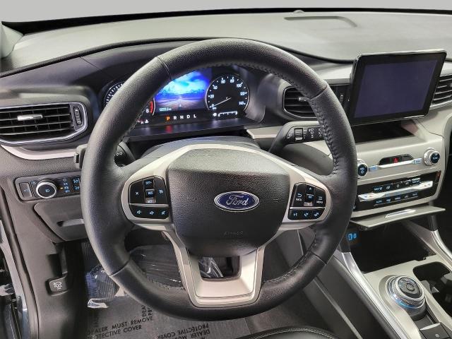 2023 Ford Explorer Vehicle Photo in Neenah, WI 54956