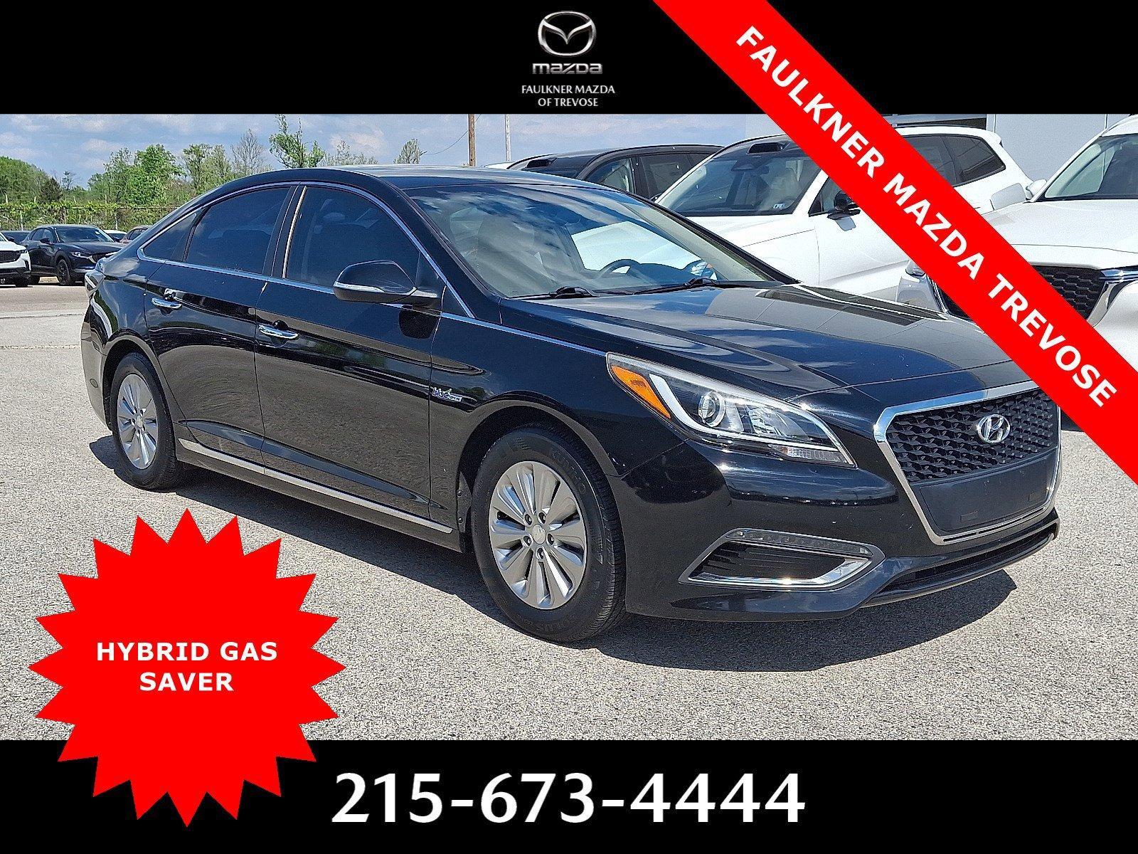 2017 Hyundai SONATA Hybrid Vehicle Photo in Trevose, PA 19053