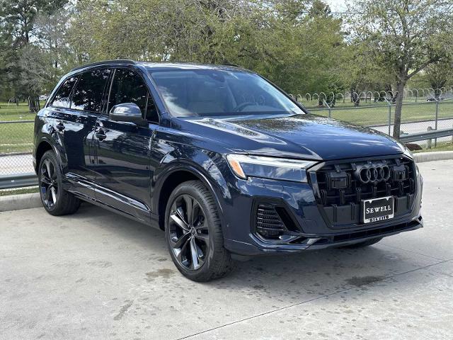 2025 Audi Q7 Vehicle Photo in HOUSTON, TX 77090