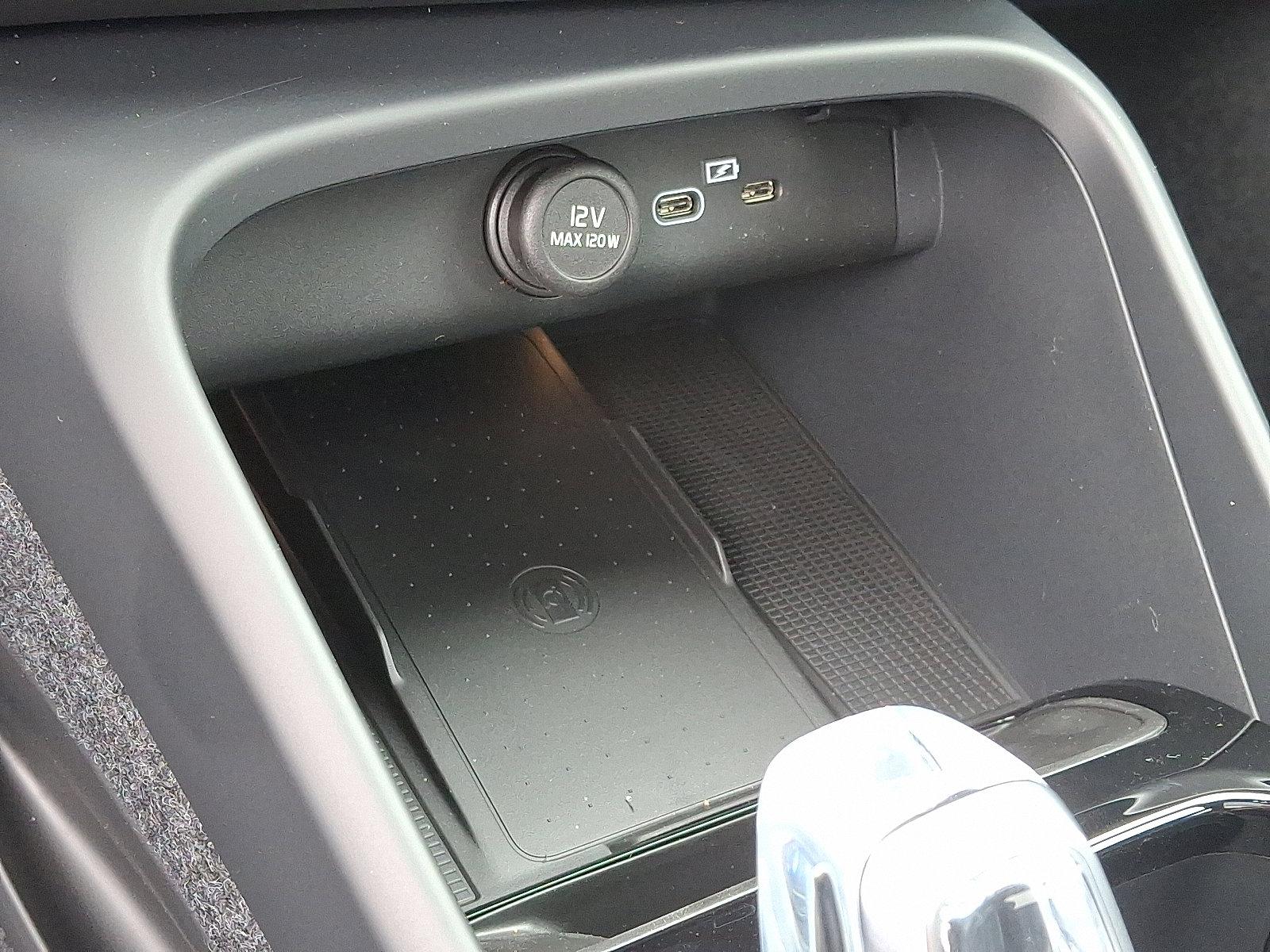 2025 Volvo XC40 Vehicle Photo in Trevose, PA 19053