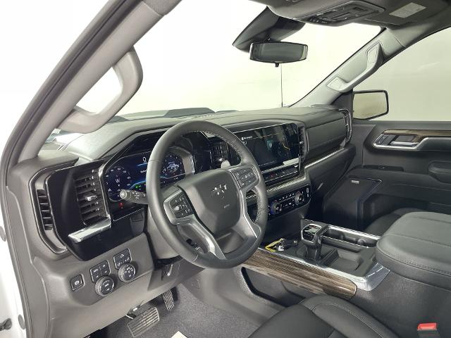 2025 Chevrolet Silverado 1500 Vehicle Photo in GILBERT, AZ 85297-0402