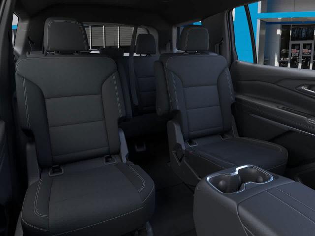 2025 Chevrolet Traverse Vehicle Photo in MOON TOWNSHIP, PA 15108-2571