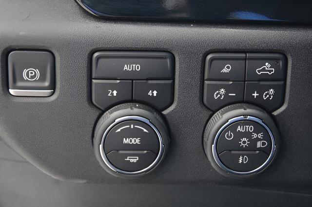 2023 Chevrolet Silverado 1500 Vehicle Photo in Green Bay, WI 54304