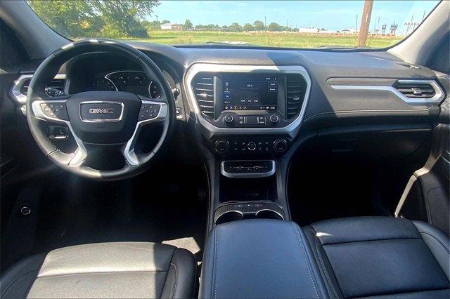 2023 GMC Acadia Vehicle Photo in TOPEKA, KS 66609-0000