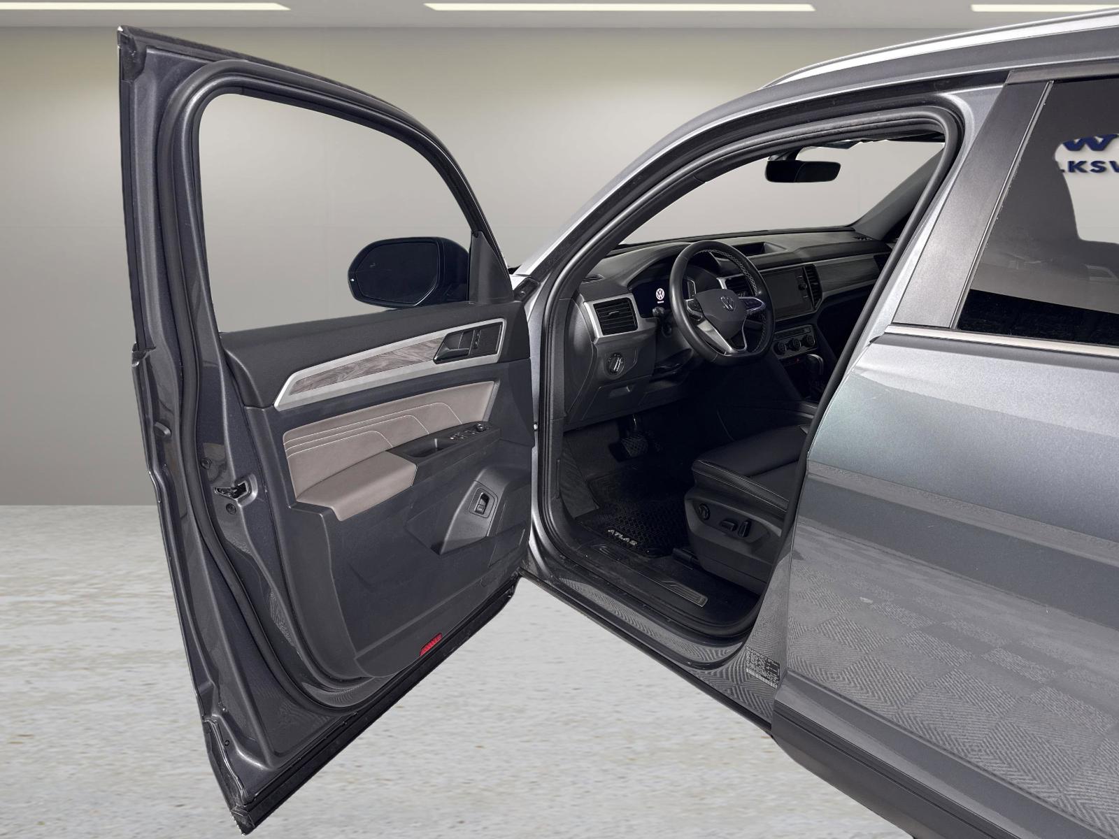 2022 Volkswagen Atlas Cross Sport Vehicle Photo in Georgetown, TX 78626