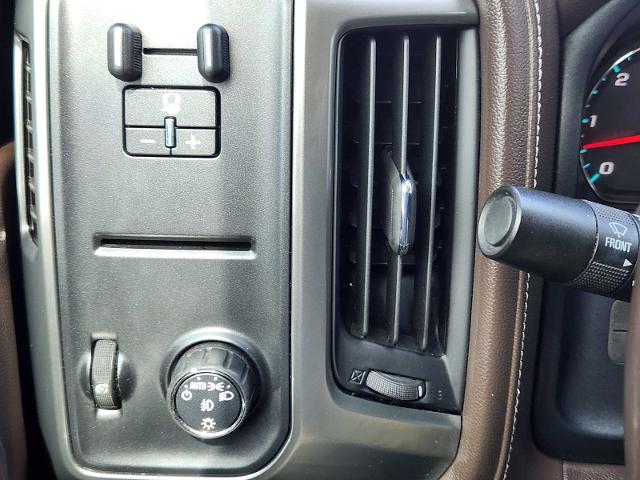 2017 Chevrolet Silverado 1500 Vehicle Photo in DENTON, TX 76210-9321