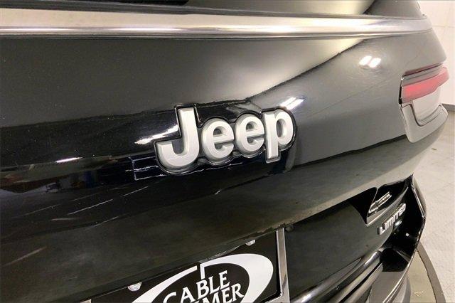 2024 Jeep Grand Cherokee L Vehicle Photo in INDEPENDENCE, MO 64055-1314