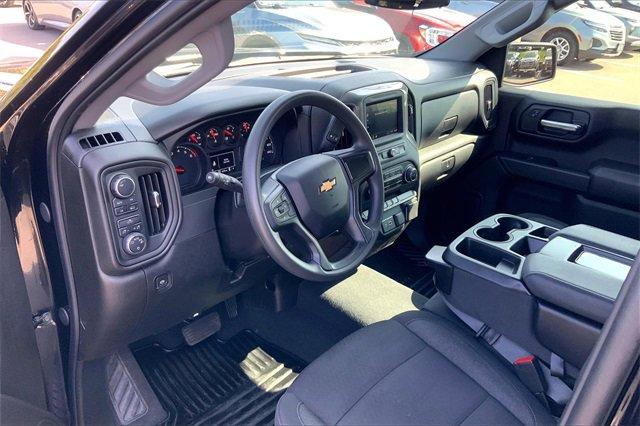 2025 Chevrolet Silverado 1500 Vehicle Photo in KANSAS CITY, MO 64114-4502