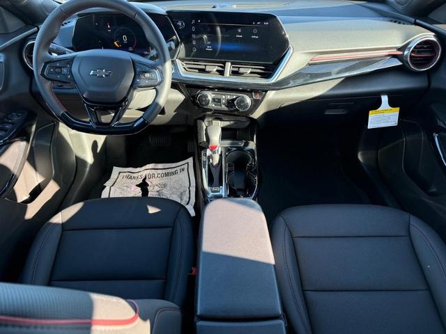2025 Chevrolet Trax Vehicle Photo in COLUMBIA, MO 65203-3903