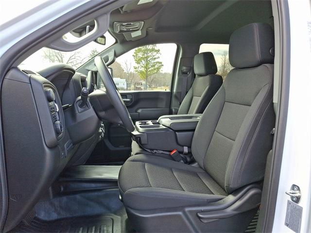 2024 Chevrolet Silverado 3500 HD Vehicle Photo in BERLIN, MD 21811-1121