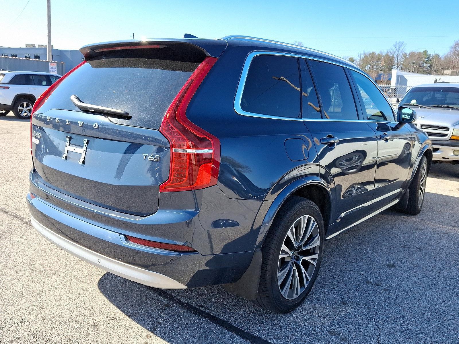 2022 Volvo XC90 Vehicle Photo in Trevose, PA 19053