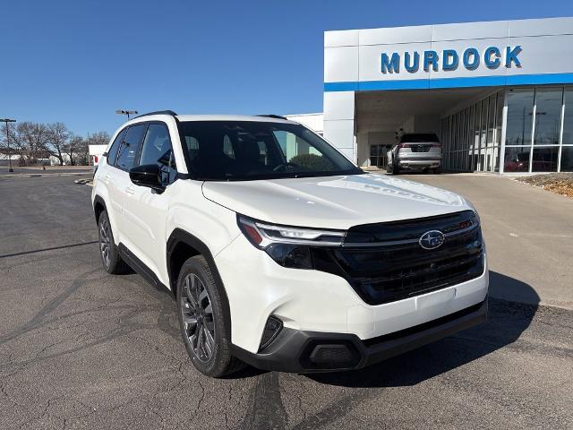 2025 Subaru Forester Vehicle Photo in MANHATTAN, KS 66502-5036