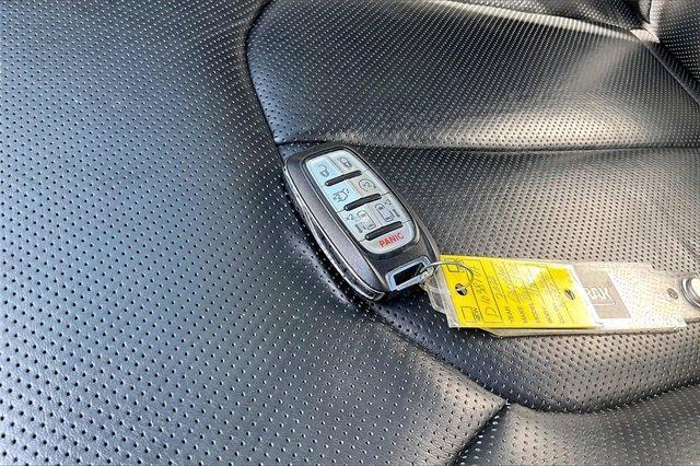 2022 Chrysler Pacifica Vehicle Photo in INDEPENDENCE, MO 64055-1314