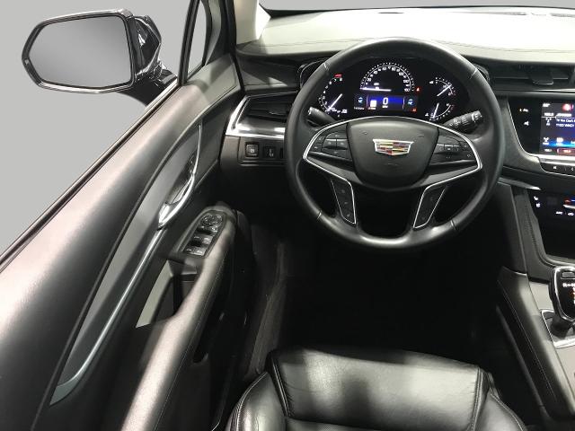 2018 Cadillac XT5 Vehicle Photo in GREEN BAY, WI 54303-3330