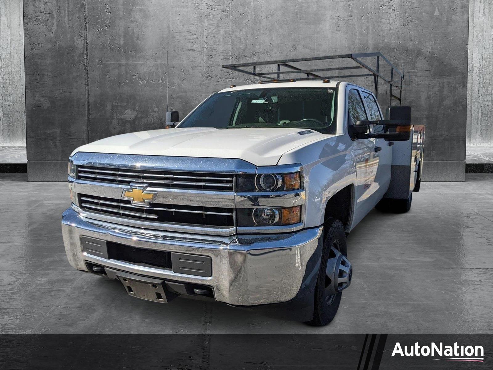 2016 Chevrolet Silverado 3500 HD Chassis Cab Vehicle Photo in TIMONIUM, MD 21093-2300