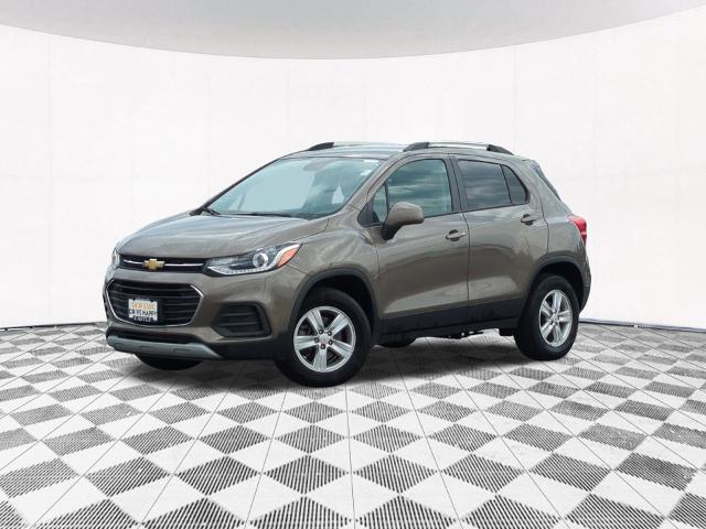 Used 2022 Chevrolet Trax LT with VIN KL7CJPSM9NB520502 for sale in Villa Park, IL