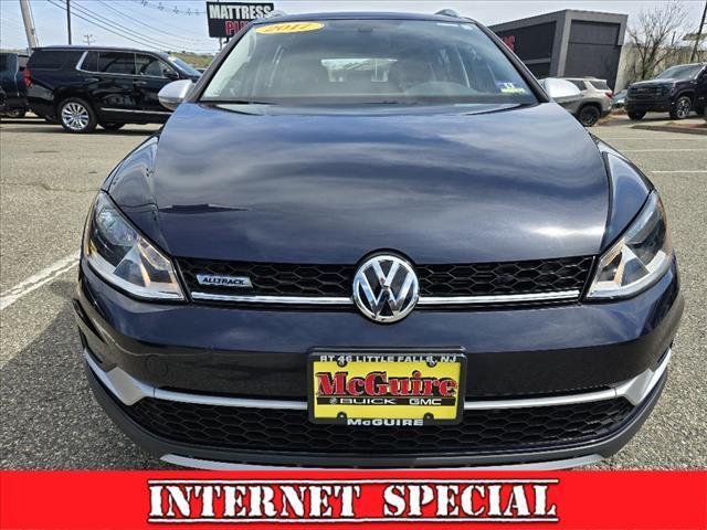 2017 Volkswagen Golf Alltrack Vehicle Photo in LITTLE FALLS, NJ 07424-1717