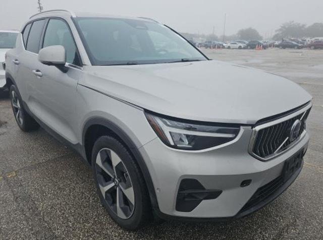 2025 Volvo XC40 Vehicle Photo in San Antonio, TX 78230