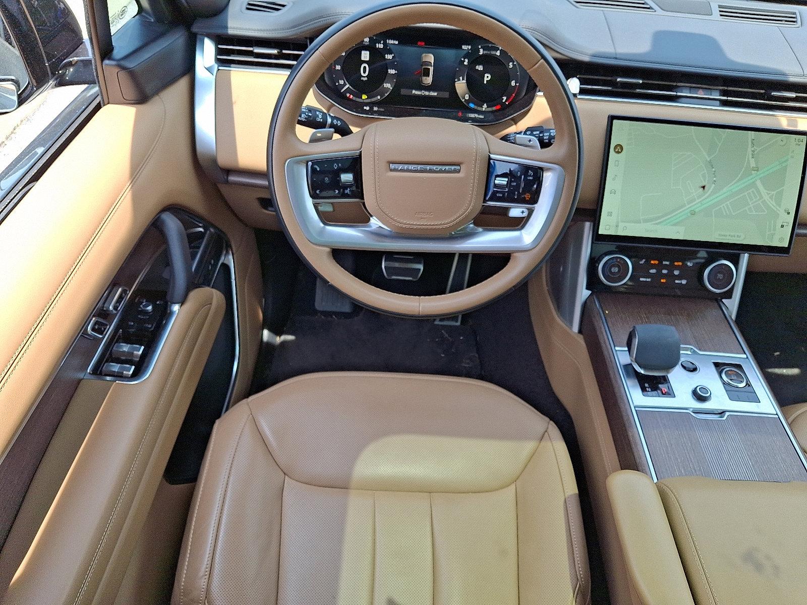 2023 Land Rover Range Rover Vehicle Photo in BETHLEHEM, PA 18017-9401