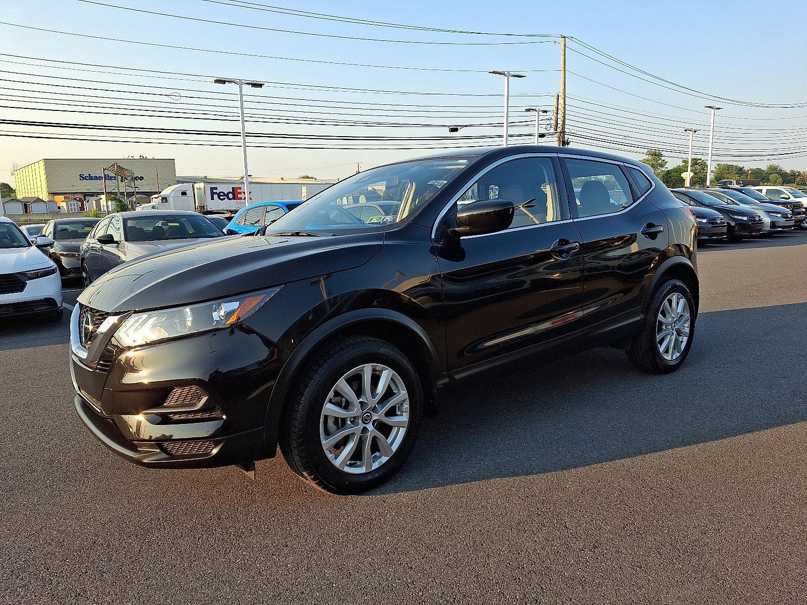 2021 Nissan Rogue Sport Vehicle Photo in Harrisburg, PA 17111
