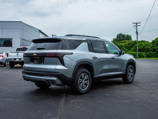 2025 Chevrolet Traverse Vehicle Photo in MADISON, IN 47250-1611