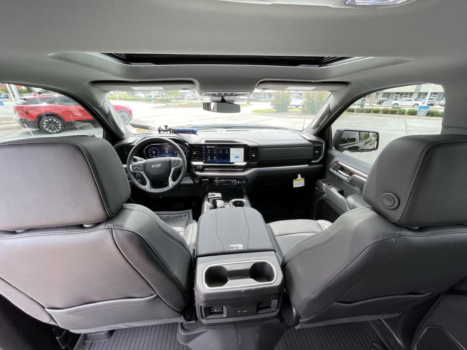 2025 Chevrolet Silverado 1500 Vehicle Photo in BENTONVILLE, AR 72712-4322