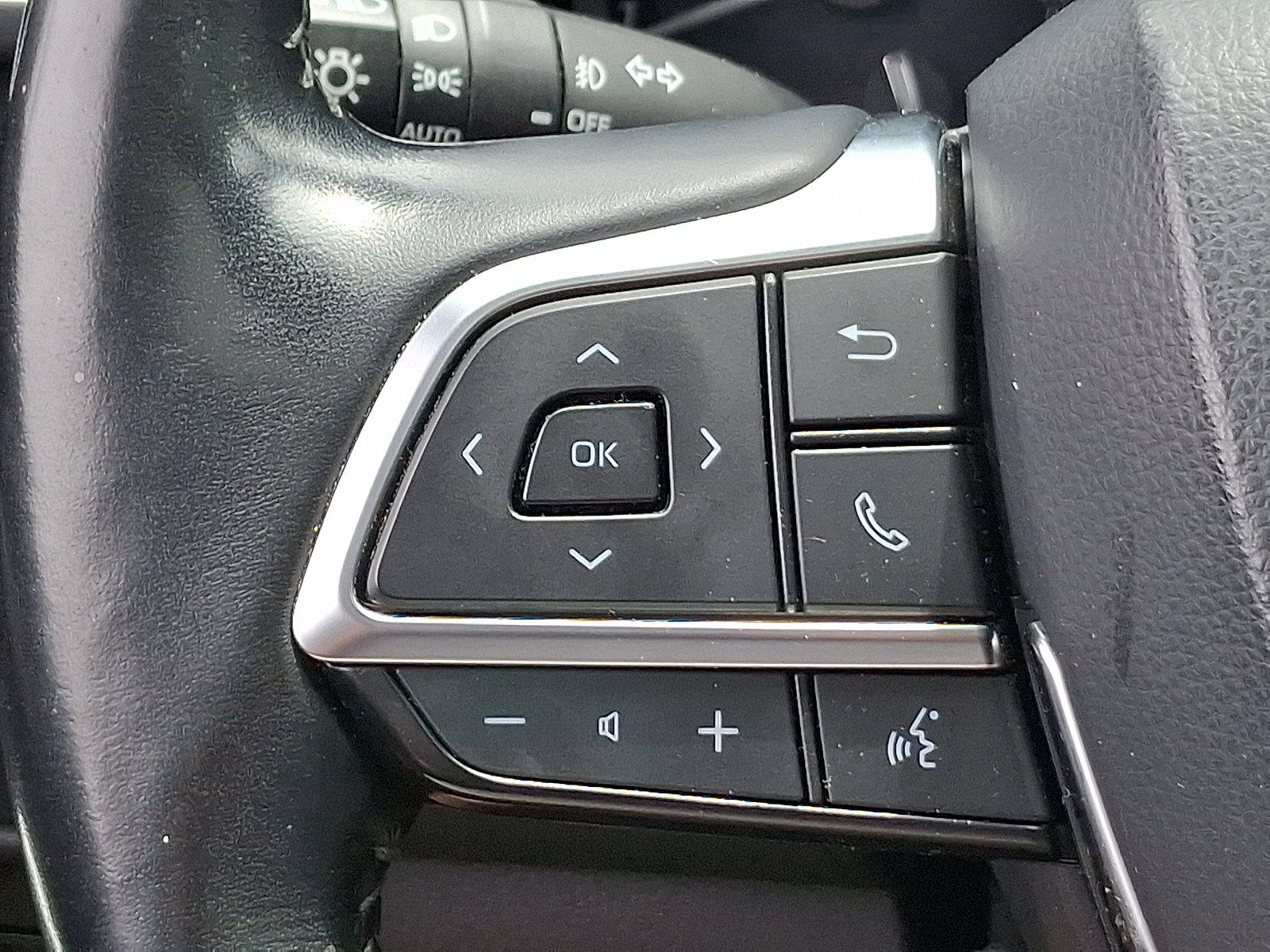 2021 Toyota Highlander Vehicle Photo in Trevose, PA 19053