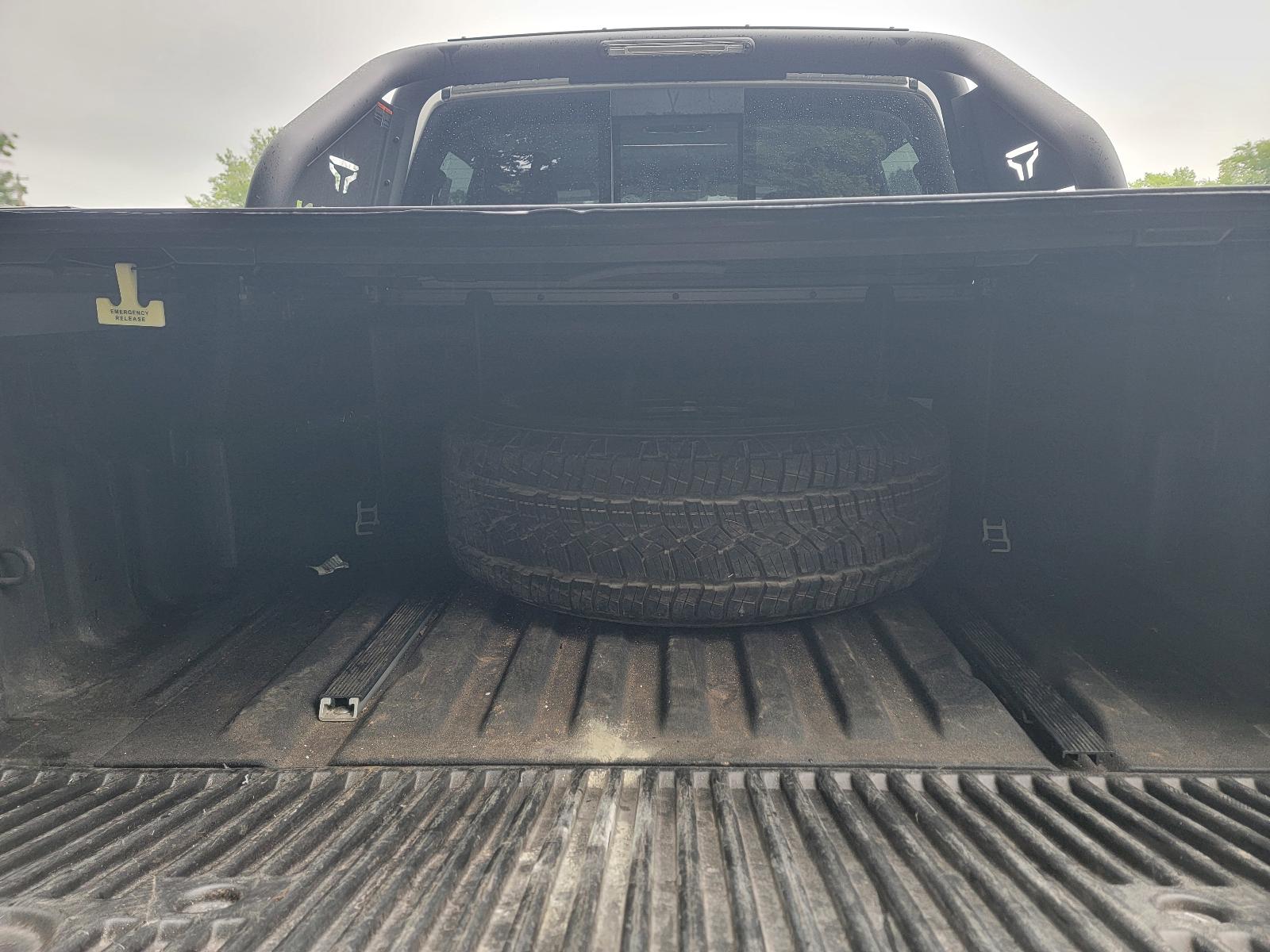 2018 Nissan Titan Vehicle Photo in Harrisburg, PA 17111