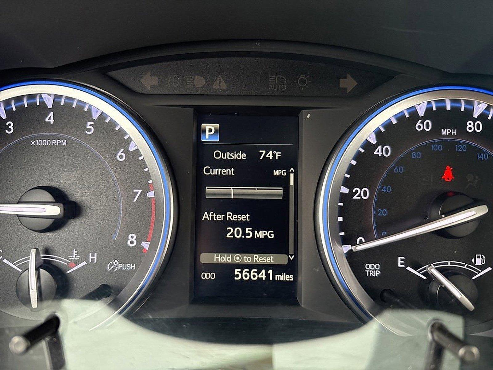 2018 Toyota Highlander Vehicle Photo in Harrisburg, PA 17111
