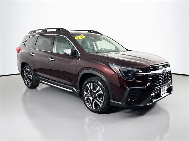 2023 Subaru Ascent Vehicle Photo in Puyallup, WA 98371