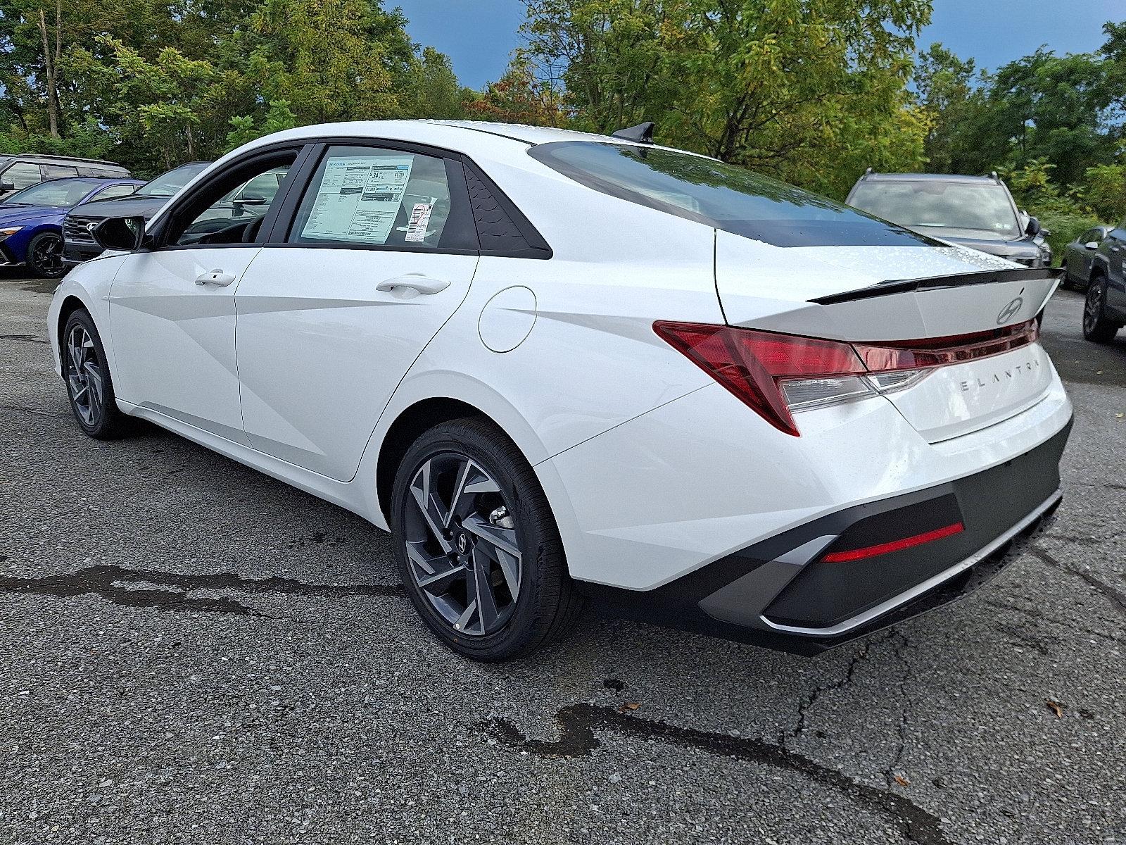 2025 Hyundai ELANTRA Vehicle Photo in Harrisburg, PA 17111
