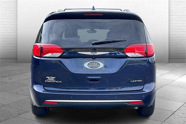 2018 Chrysler Pacifica Vehicle Photo in INDEPENDENCE, MO 64055-1314