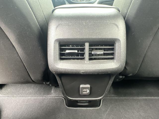 2022 Chevrolet Equinox Vehicle Photo in BOSTON, NY 14025-9684