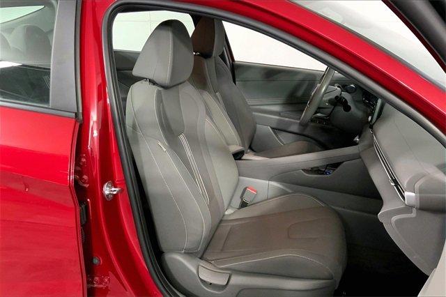 2022 Hyundai Elantra Vehicle Photo in INDEPENDENCE, MO 64055-1314